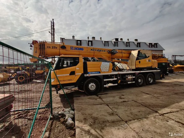 Автокран XCMG XCT25L5 S