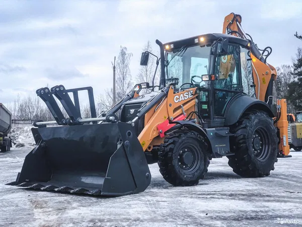 Экскаватор-погрузчик Case 580ST(Volvo BL71)
