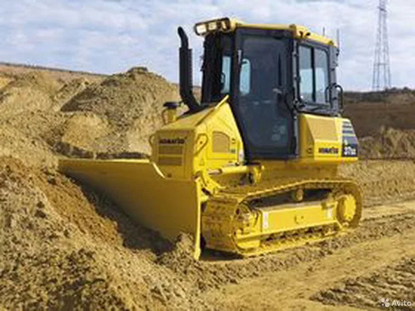 Гусеничный бульдозер Komatsu D37EX-22