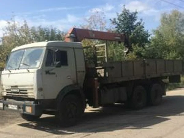 Бортовой грузовик с КМУ КамАЗ 532120