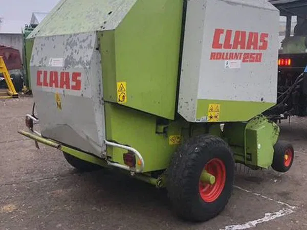 Пресс-подборщик Claas Rollant 250