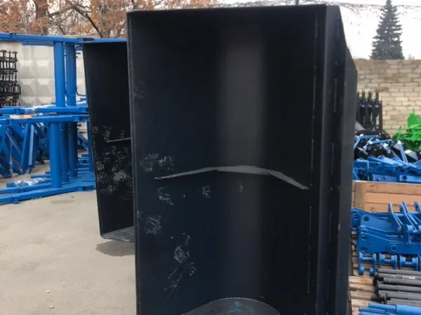 Ковш на фронтальный погрузчик Технорай ПКУ-0,8