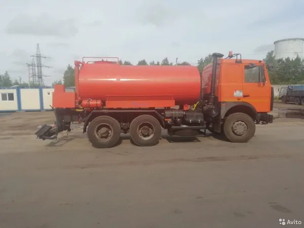 Автогудронатор МАЗ 5516