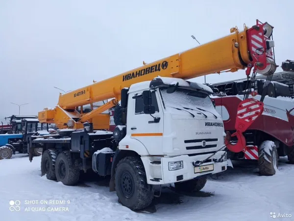 Автокран Ивановец КС-45717-3 на шасси КамАЗ 43118