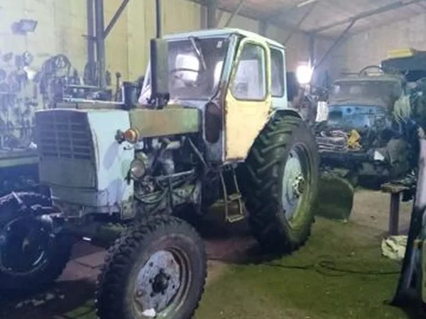 Трактор ЮМЗ 6АЛ