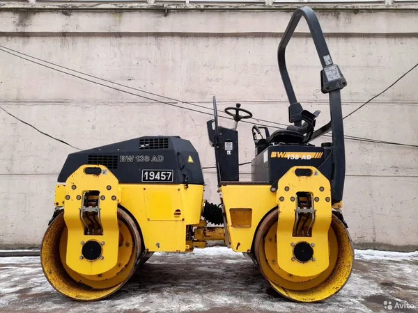 Тротуарный каток Bomag BW138 AD