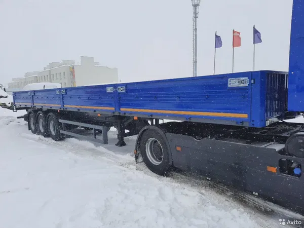 Бортовой полуприцеп МАЗ 975800-2012
