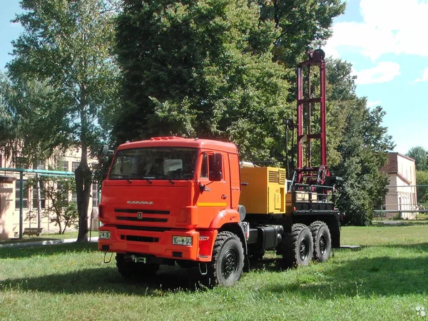 Мобильная буровая установка Геомаш ПБУ-2-314 на шасси КамАЗ 43118
