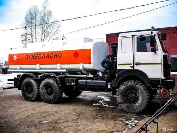 Бензовоз МАЗ 6317F9-570-001