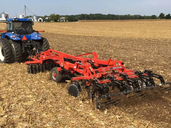 Глубокорыхлитель Krause Dominator
