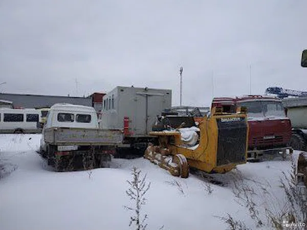Гусеничный бульдозер Shantui SD16