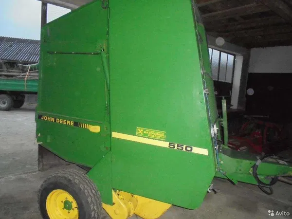 Пресс-подборщик John Deere 550