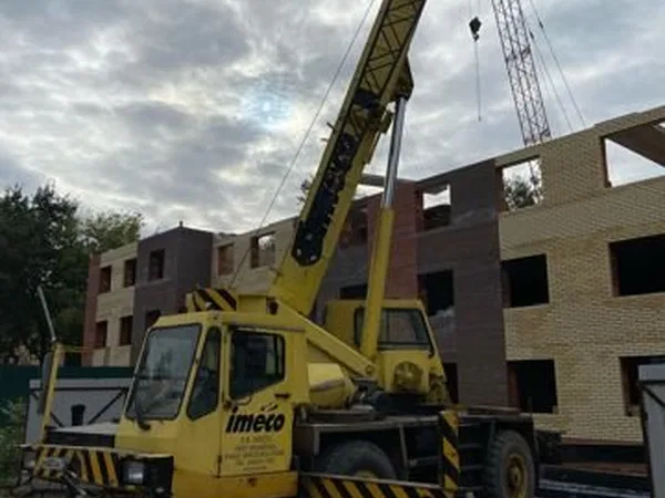 Автокран Grove AT635E