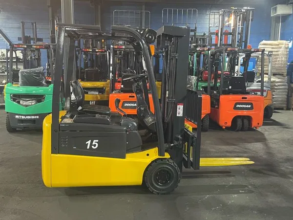 Вилочный электропогрузчик Doosan B15T-5