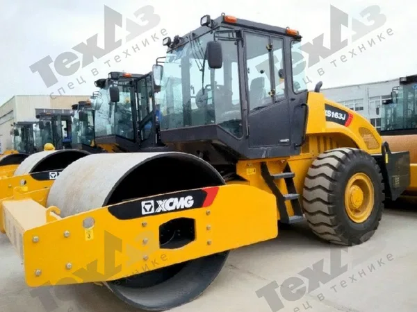 Грунтовый каток XCMG XS163J