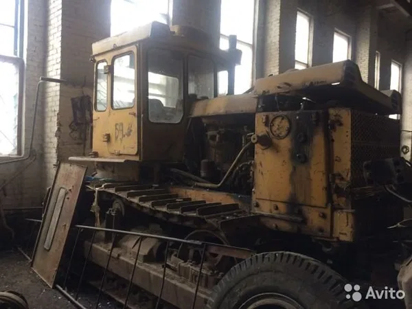 Гусеничный трактор Т-130