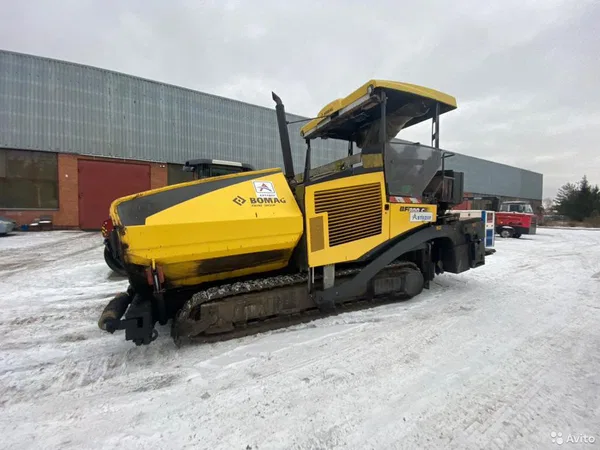 Асфальтоукладчик Bomag BF 800