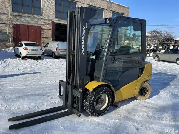 Вилочный погрузчик Jungheinrich DFG430