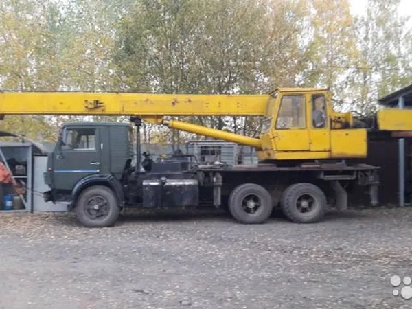 Автокран КамАЗ 53212