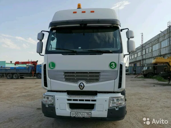 Седельный тягач Renault Premium