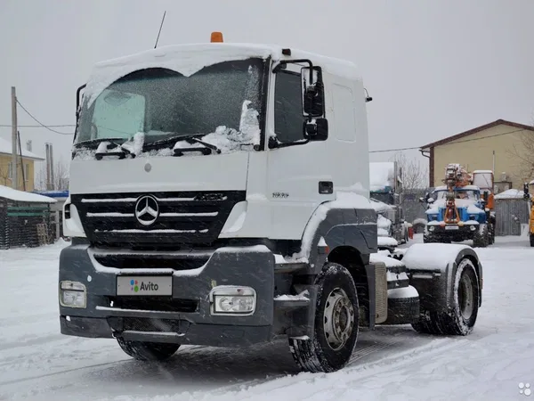 Седельный тягач Mercedes-Benz Axor 1835 LS
