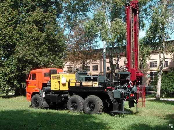 Мобильная буровая установка Геомаш ПБУ-2-314 на шасси КамАЗ 43118