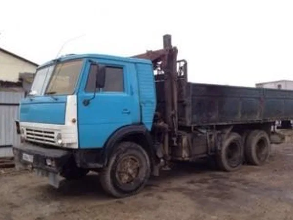 Бортовой грузовик с КМУ КамАЗ 5320