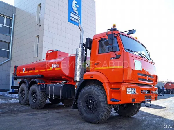 Бензовоз КамАЗ 43118