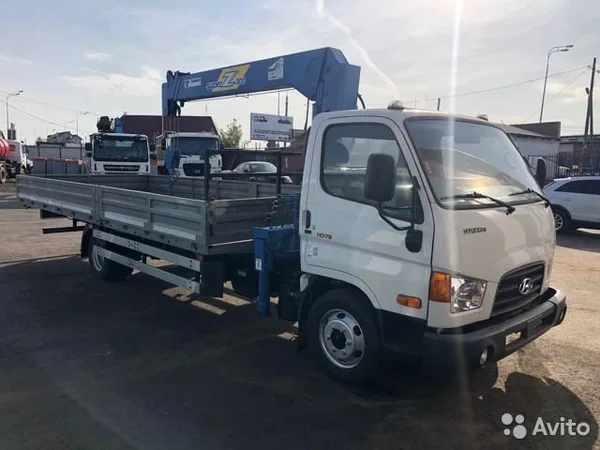 Бортовой грузовик с КМУ Hyundai HD78