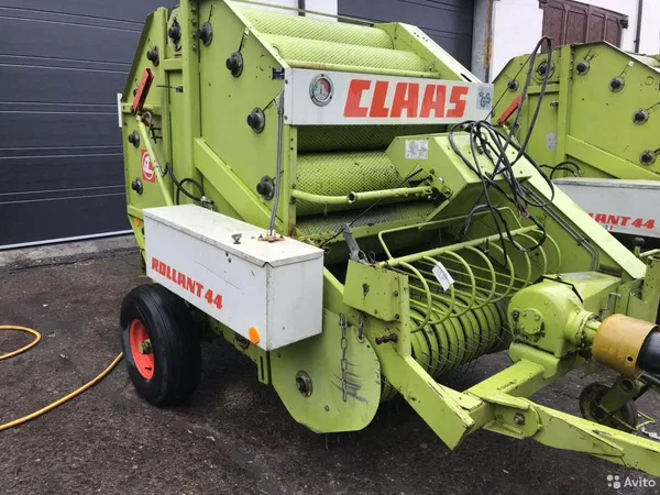 Пресс-подборщик Claas Rollant 44