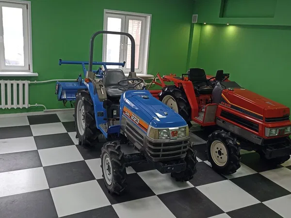 Мини-трактор Iseki Sial223 4x4