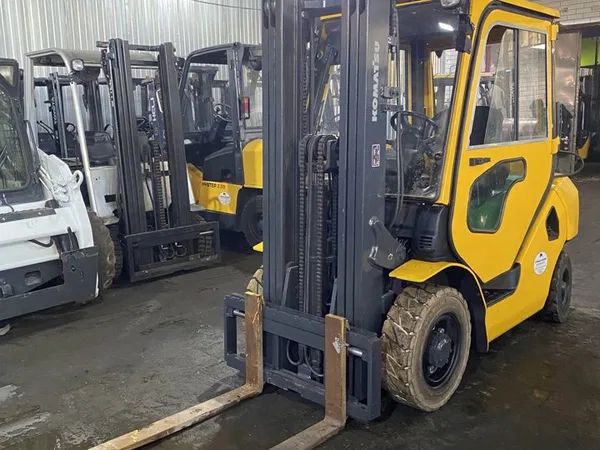 Вилочный погрузчик Komatsu FG25T-16