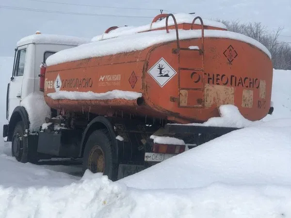 Бензовоз МАЗ 533702-241