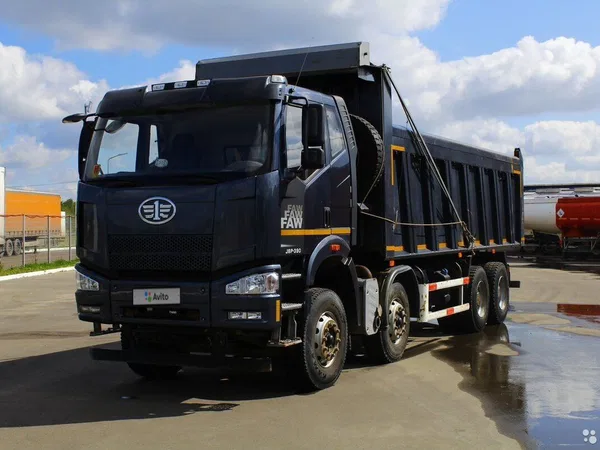 Самосвал FAW CA3310