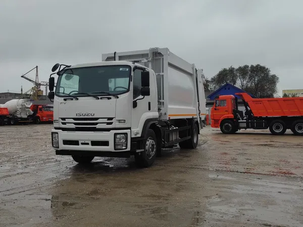 Мусоровоз ISUZU Forward