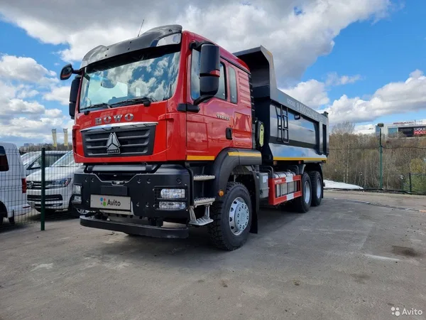 Самосвал HOWO T5G