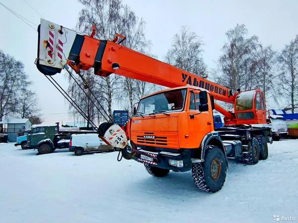 Автокран Ульяновец МКТ-25.7 на шасси КамАЗ 43118