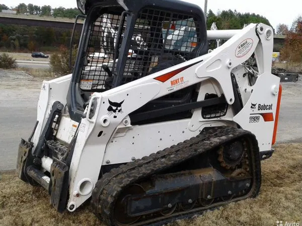 Гусеничный мини-погрузчик Bobcat T650