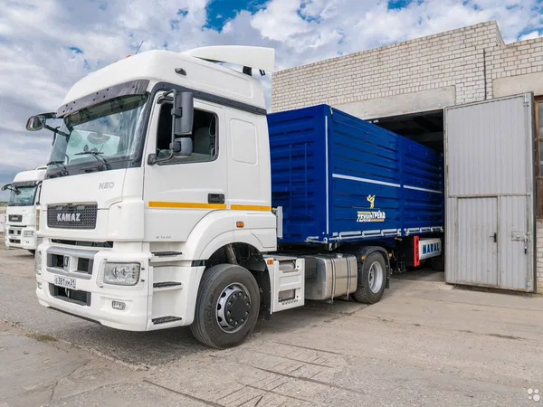 Полуприцеп зерновоз Maral Trailers 60 м3