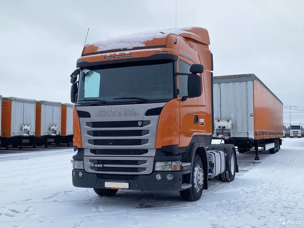 Седельный тягач Scania R440LA