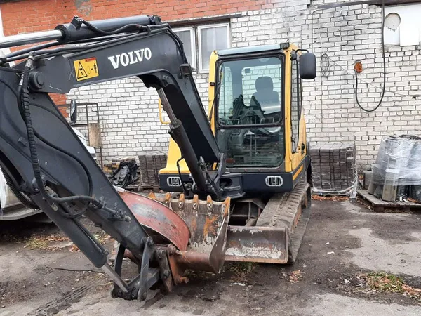Мини-экскаватор Volvo EC 55B