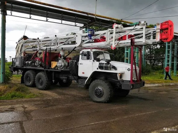 Мобильная буровая установка Геомаш УРБ-25 на шасси УРАЛ 4320