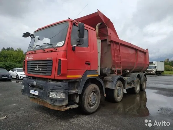 Самосвал МАЗ 6516