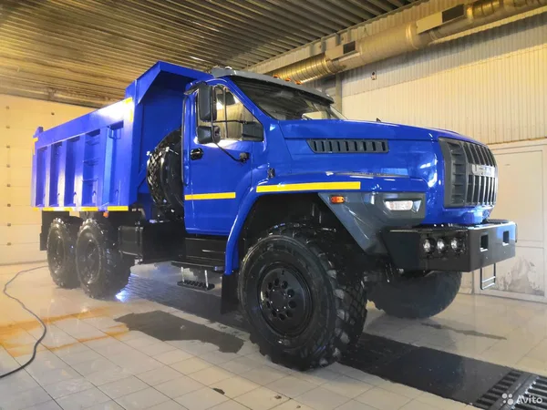 Самосвал УРАЛ 55571-5121-74Е5