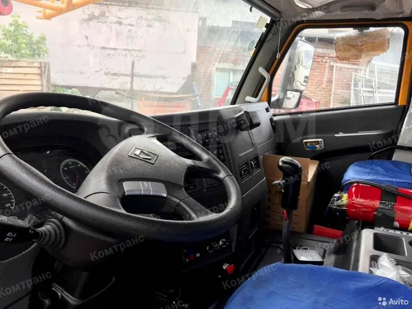 Автокран XCMG XCT30 S