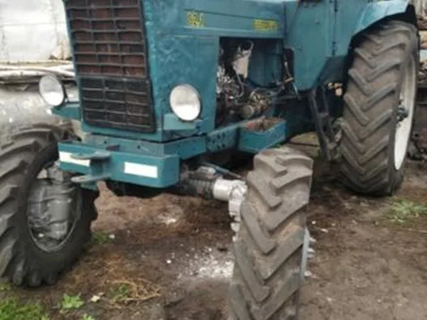 Трактор МТЗ Беларус 82