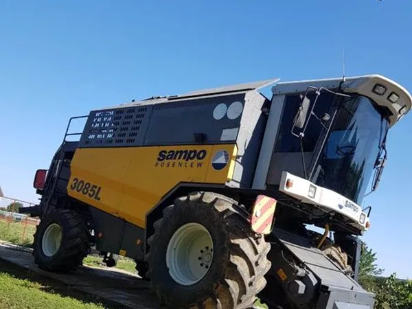 Зерноуборочный комбайн Sampo 3085 LST