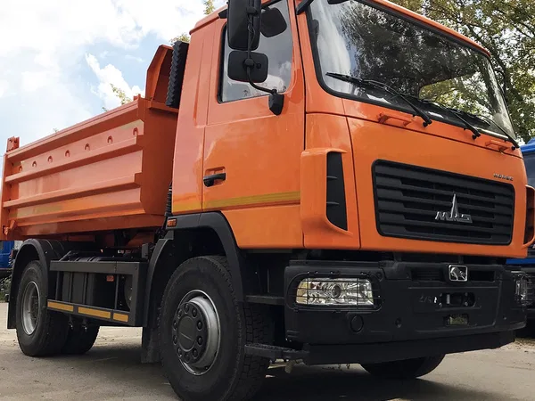 Самосвал МАЗ 5550С3-581-000