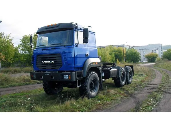 Седельный тягач Урал 44202-3511-82Е5
