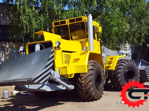 Фронтальный погрузчик Кировец К-702-МВА-УДМ2